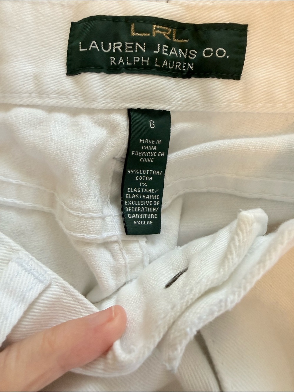 Women’s Capri White Denim Jeans - Picture 5 of 6